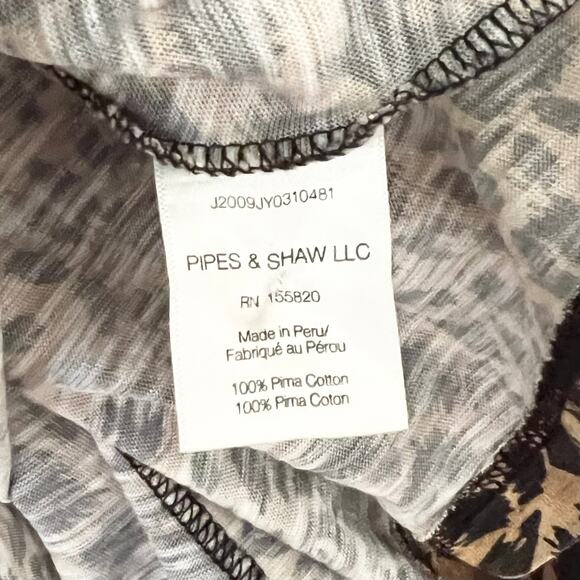 Veronica Beard Carla Leopard Print Crewneck Tee With Button Detail Pima Cotton M - Picture 10 of 10